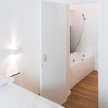Almami Apartment *